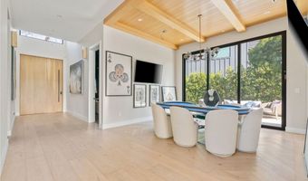 16846 Addison St, Encino, CA 91436