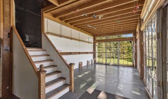 18 Cobb Rd, Belfast, ME 04915