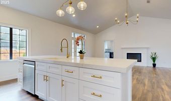 1346 NAUTICAL HEIGHTS Dr, Brookings, OR 97415