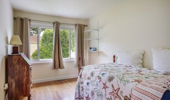 177 Elm St, Andover, MA 01810