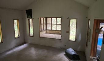 134 Nature Ln, Arcata, CA 95521