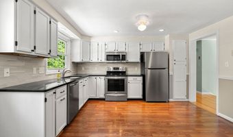 218 Brimbal Ave, Beverly, MA 01915