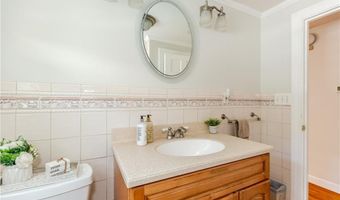 210 Essex Rd, North Kingstown, RI 02852