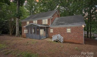 10016 Whitethorn Dr, Charlotte, NC 28277