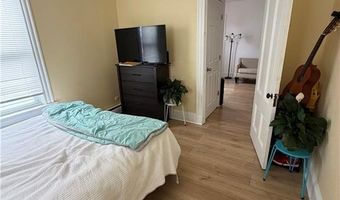 94 Warner St B, Newport, RI 02840