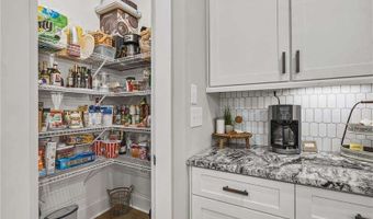 6290 Granbury Walk NW, Acworth, GA 30101