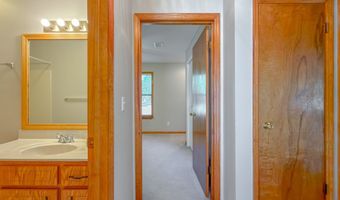 112 River Oaks Dr, Bainbridge, GA 39819