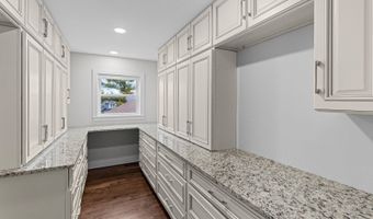 330 OAK HILL Ct, Antioch, IL 60002