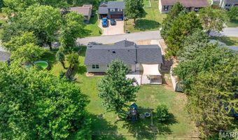 2302 Crystal Wood Dr, Arnold, MO 63010