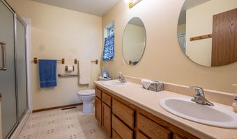49 Lilac Pl, Bonners Ferry, ID 83805