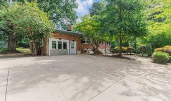 4211 DOWNING St, Annandale, VA 22003