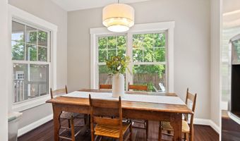 2503 TAYLOR Ave, Alexandria, VA 22302