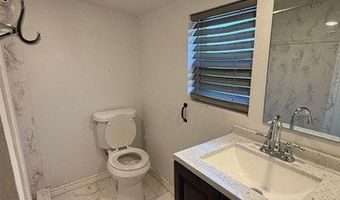 1213 W Dallas Ave, Artesia, NM 88210