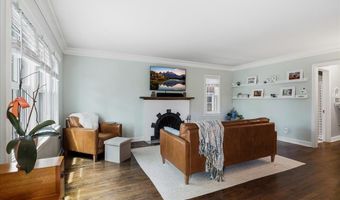 212 W 4TH Ave, Cheyenne, WY 82001