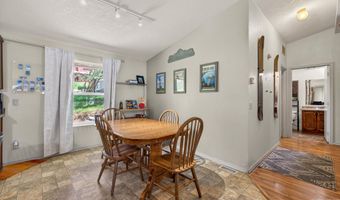 107 S Van Wyck Ave, Cascade, ID 83611