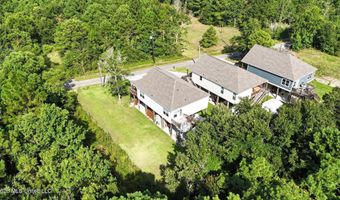 5114 Oak St, Bay St. Louis, MS 39520