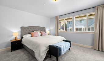12555 SW MOORHEN Way, Beaverton, OR 97007