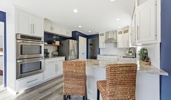 4537 W Black Oak Cir, Angola, IN 46703