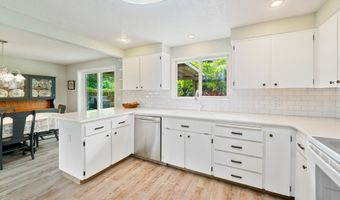79796 E BEACH Rd, Arch Cape, OR 97102