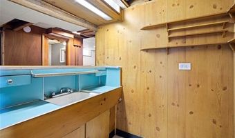 8928 Becker Ave, Allen Park, MI 48101