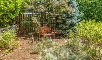 1011 Canyon Park Dr, Ashland, OR 97520