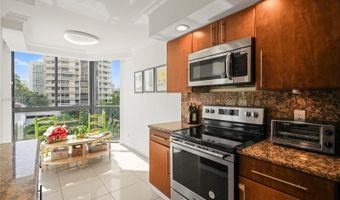 1000 W Island Blvd 504, Aventura, FL 33160