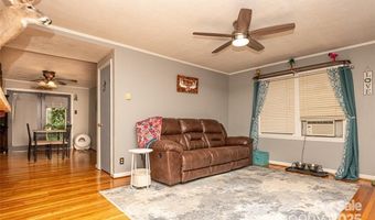 47 Campground Rd, Asheville, NC 28805