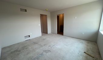 2811 Crinkle Root Dr, Fitchburg, WI 53711
