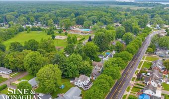 1749 St Clair Riv, Algonac, MI 48001
