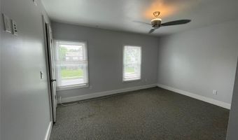 49 B Park Ave, Amityville, NY 11701