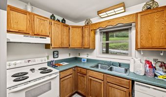 1103 Boles Beaty Rd, Alpine, TN 38543