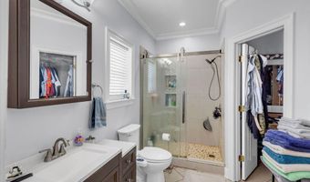 6706 S Rue Mornay S, Biloxi, MS 39532