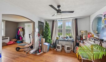 329 ALDAN Ave, Aldan, PA 19018