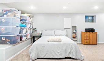 1670 Yosemite Pkwy, Algonquin, IL 60102