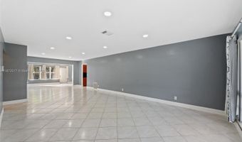 3812 N Circle Dr, Hollywood, FL 33021