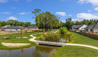 1121 Essex Dr, Benton, AR 72019