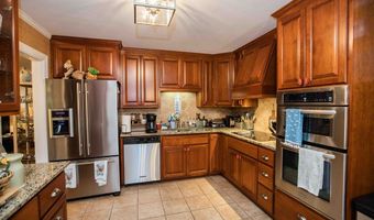 1606 Twin Lks, Bainbridge, GA 39819
