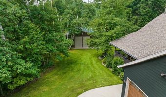 615 Woodsmen Dr NE, Alexandria, MN 56308