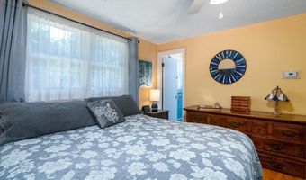 26 High St, North Kingstown, RI 02852