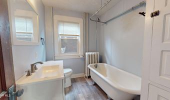 325 Bell Ave, Altoona, PA 16602