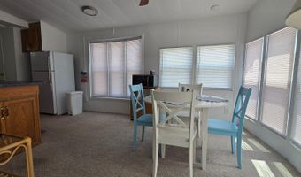 319 DOLPHIN Dr, Berlin, MD 21811