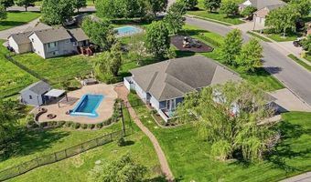 601 Stone Lake Cir, Augusta, KS 67010