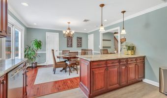 119 East Rd, Belford, NJ 07718