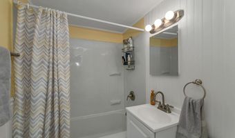 34 Finethy Rd, Alton, NH 03809
