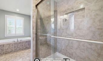 3920 Eagle Dr, Casper, WY 82604