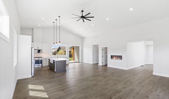 85 COLUMBINE St, Alpine, WY 83128