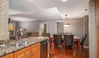 5 PARK Pl 102, Annapolis, MD 21401