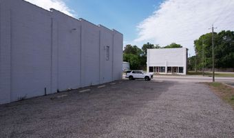 109 E Main St, Andrews, SC 29510