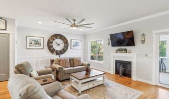 1180 Ivy Ln, North Liberty, IA 52317