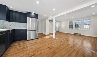 122 High St, Coventry, CT 06238